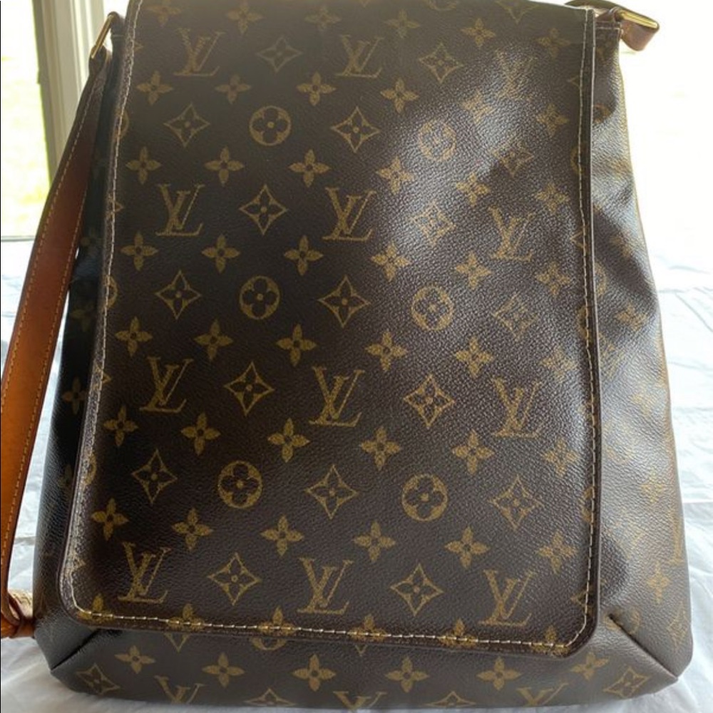 VINTAGE LOUIS VUITTON BAG